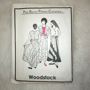 Woodstock Wrap Skirt Park Bench Pattern Company, waist 28-32 inches.